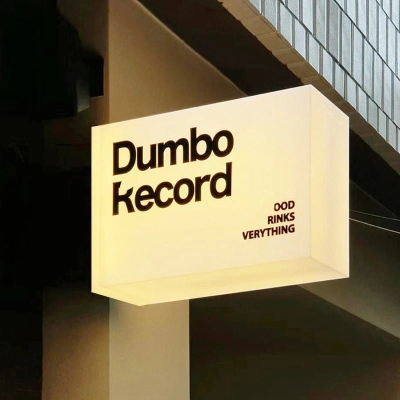 BIỂN QUẢNG CÁO ĐƯỢC SỬ DỤNG NHIỀU TRONG KINH DOANH